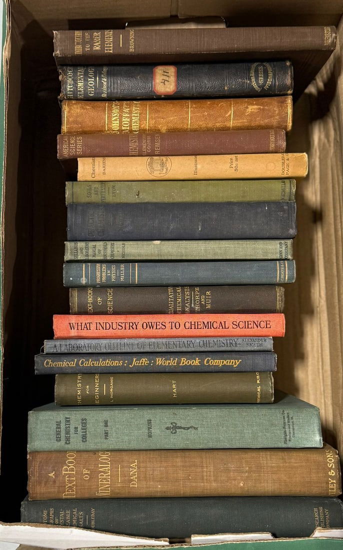 Group of Vintage Books on Chemistry and Science (1 of 2)