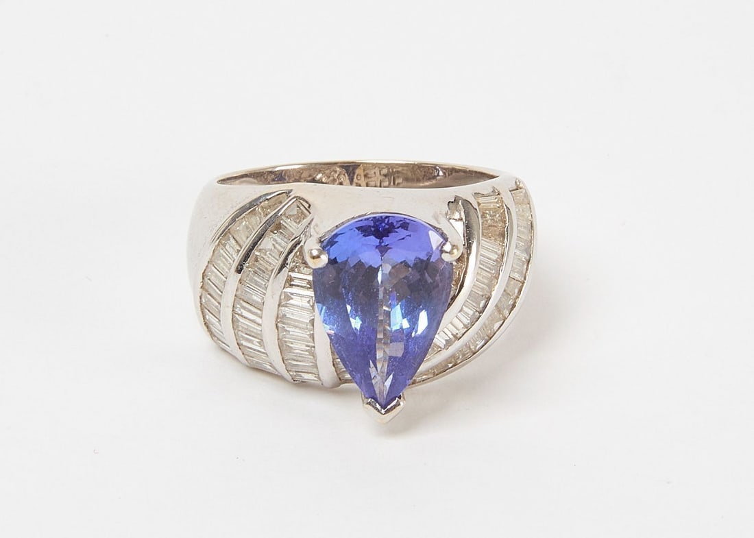 18k White Gold Ring with Teardrop Stone (1 of 3)