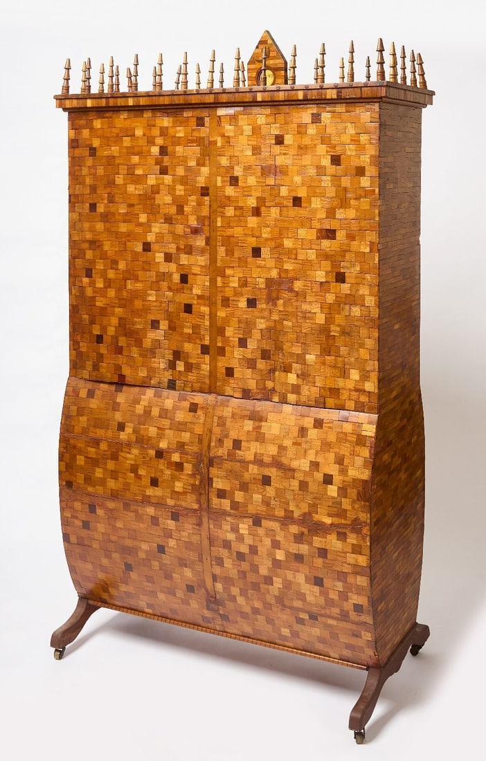 Inlaid Fall-Front Bombe Chest - 4