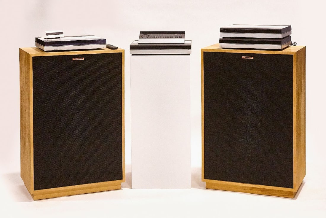 Bang & Olufsen Stereo Equipment with Klipsch Speakers (1 of 5)
