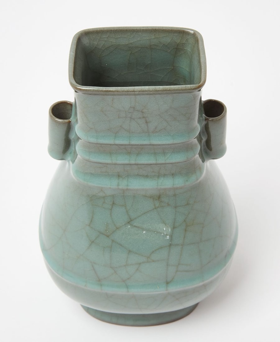 Chinese Guan Ware Mallet Vase - 2