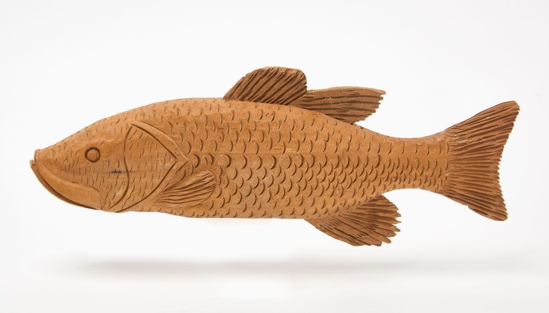 Clarence Stringfield - Fish: Clarence Stringfield (Tennessee, 1903–1976) - Fish. Carved and varnished wood. L 14-1/2 in.