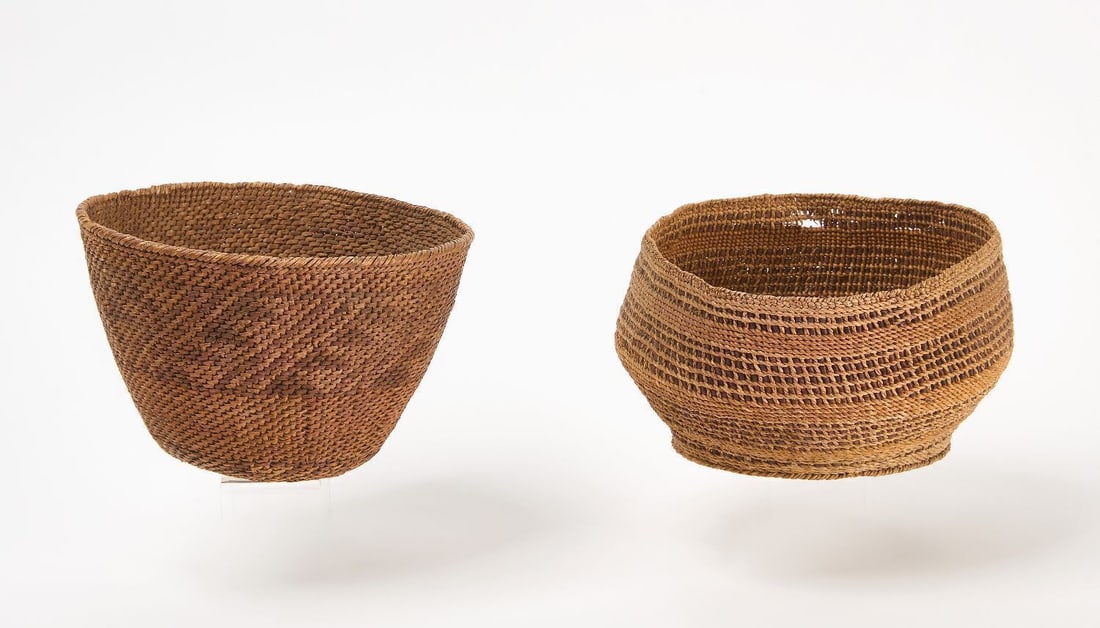 Two Northwest Coast Baskets: Two Northwest Coast baskets. Late 19th century.H 5-1/4 in. D 7-1/2 in., and H 4-1/2 in. D 7 in. 