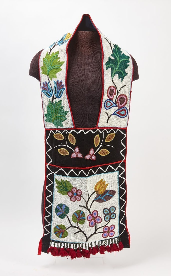 Ojibwe/Chippewa Floral Beaded Bandolier Bag (1 of 3)