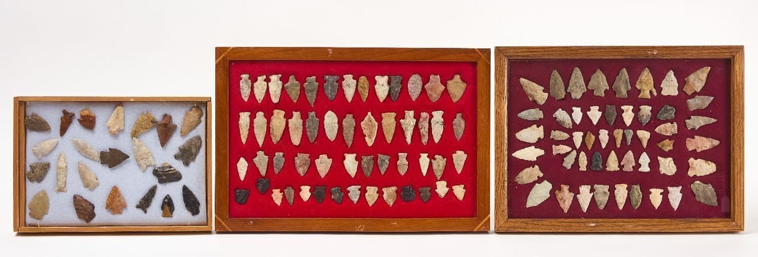 Collection of Native Lithics: Collection of early Native stone points. Approx 140 examples.