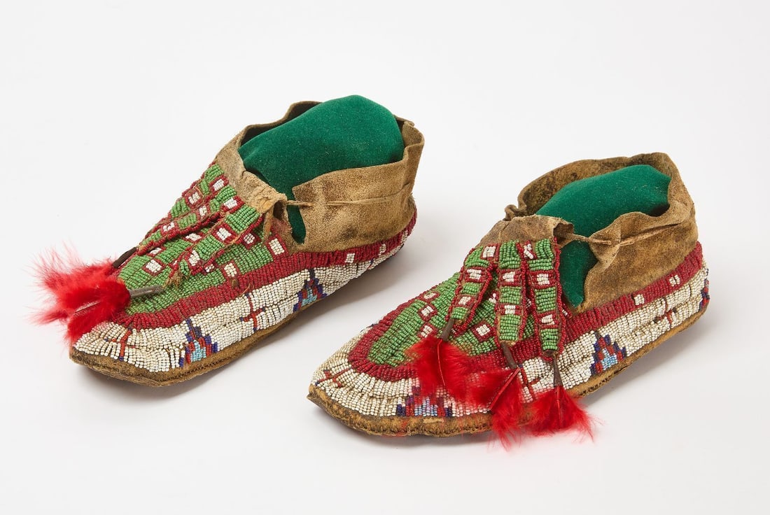Pair of Beaded Moccasins (1 of 4)