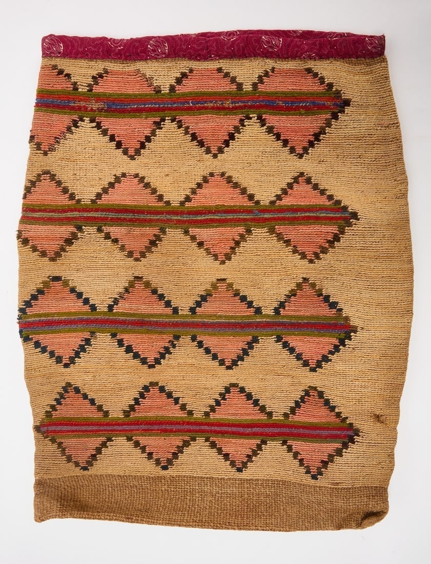 Nez Perce Corn Husk Bag: Large Nez Perce corn husk bag. H 23 in W 19 in.