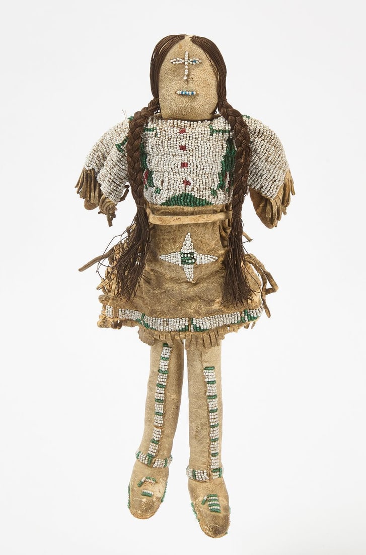 Native American Doll (1 of 4)