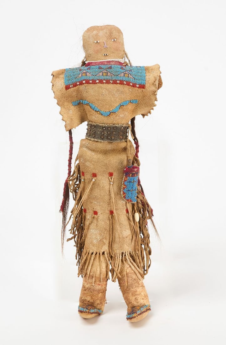 ???????Cheyenne/Arapaho Beaded Doll (1 of 4)