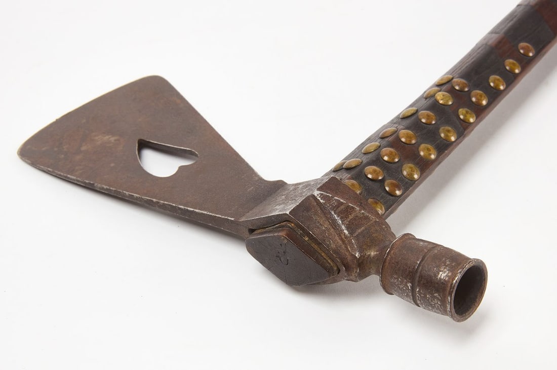 Crow Peace Pipe Tomahawk with Beaded Drop - 3