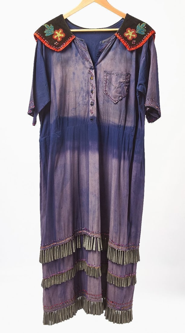 Indian Jingle Dress: Indian Jingle Dress abulous beaded belt circa 1900s.H 50 in. W 24 in.