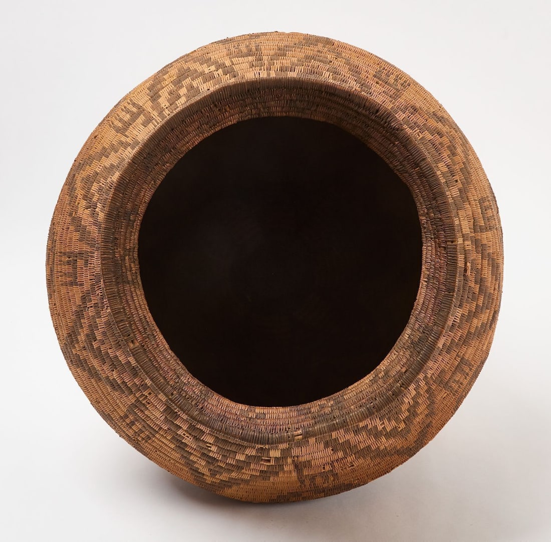 Large Apache Olla - 3