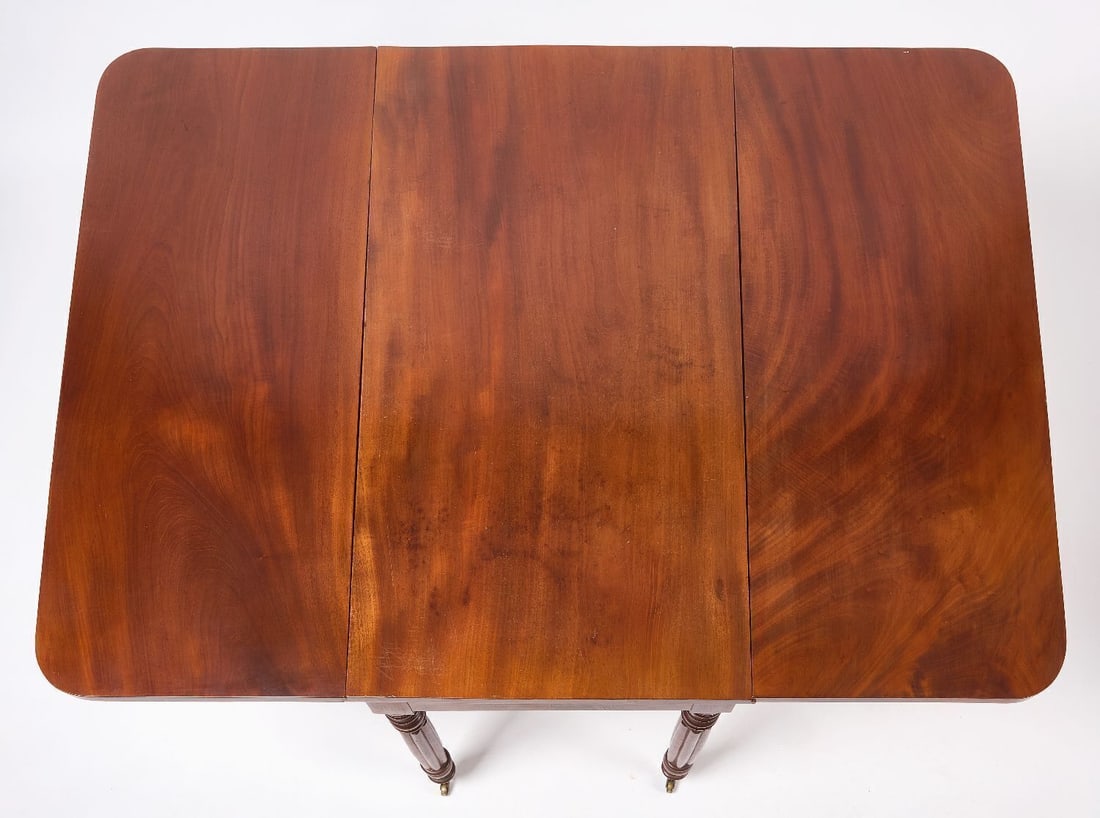 American Colonial Drop Leaf Table - 3