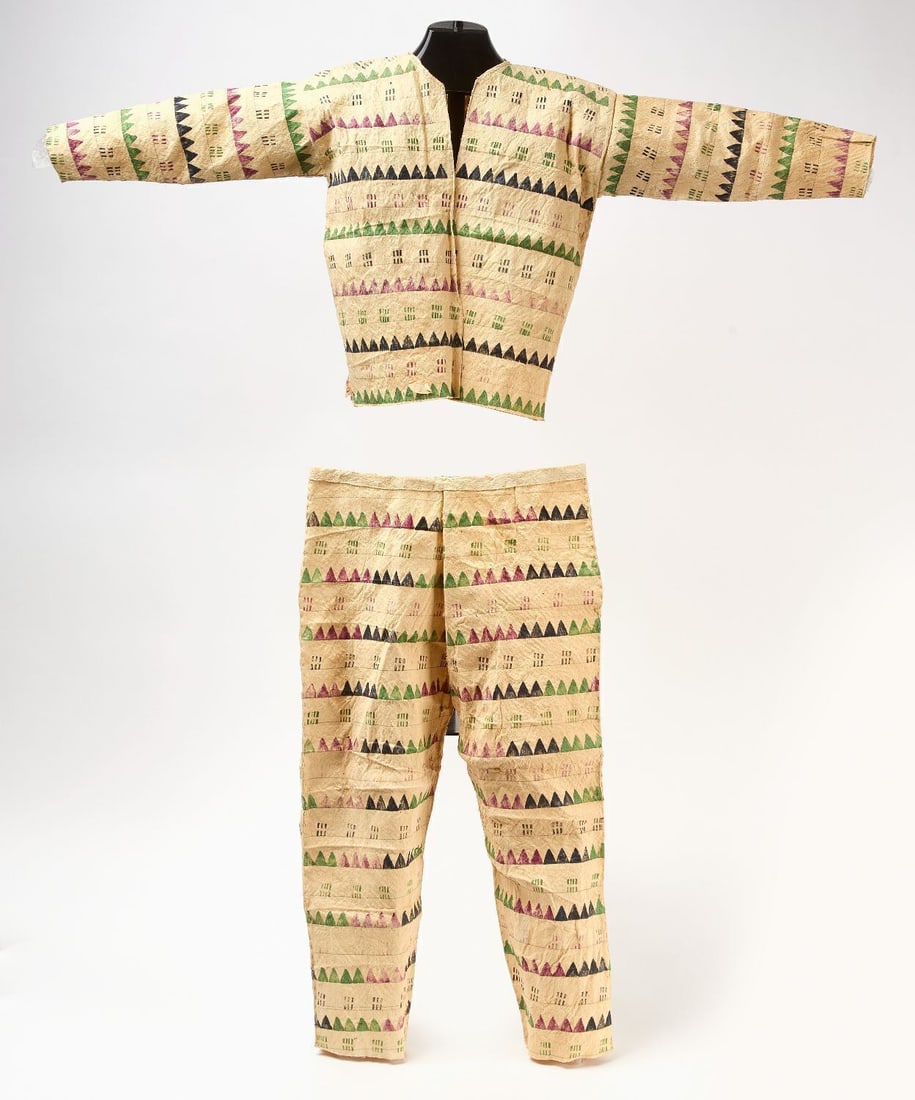 Inuit Childs Seal Skin Outfit (1 of 3)