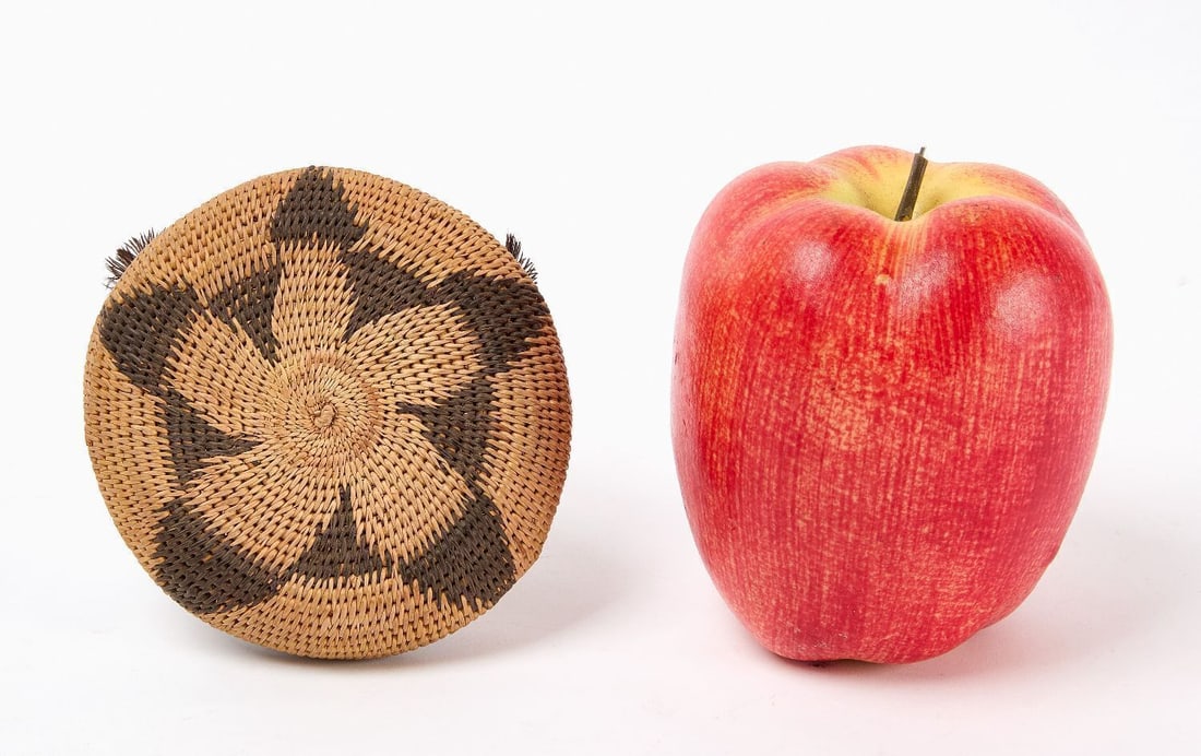 Small Pomo Feather Basket - 4