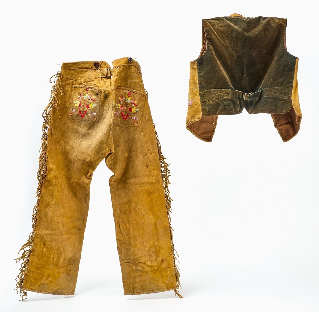 Sioux Outfit - 4