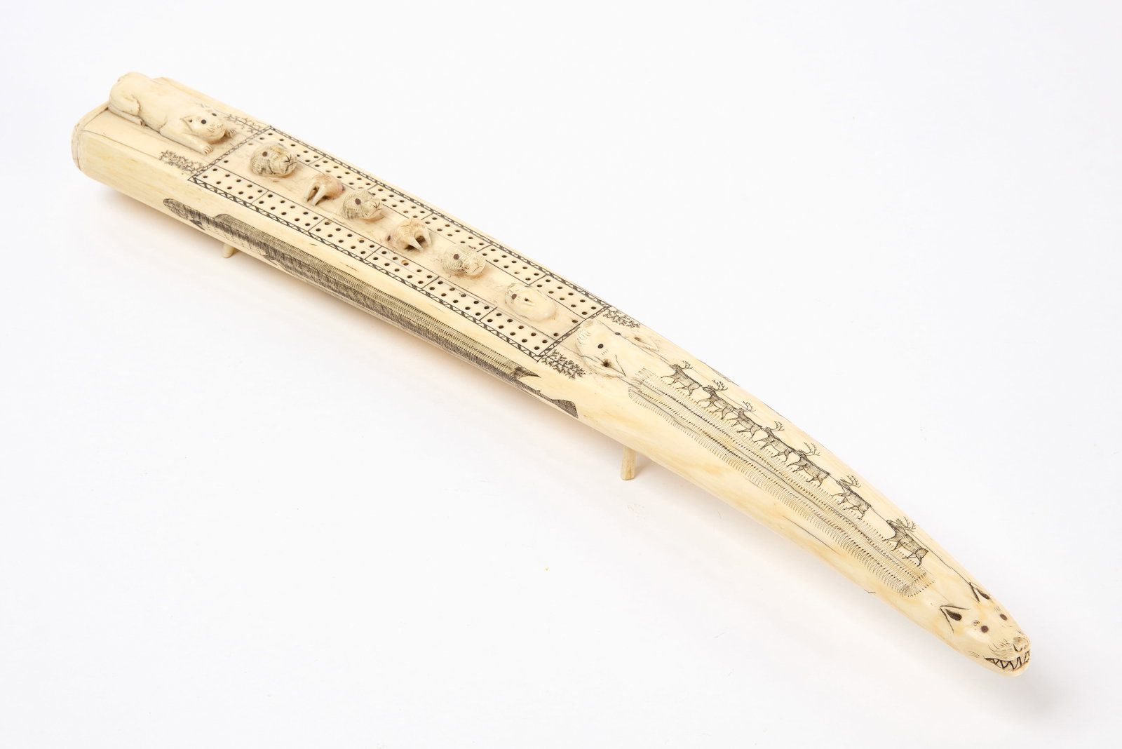 Inuit Cribbage Board - 2