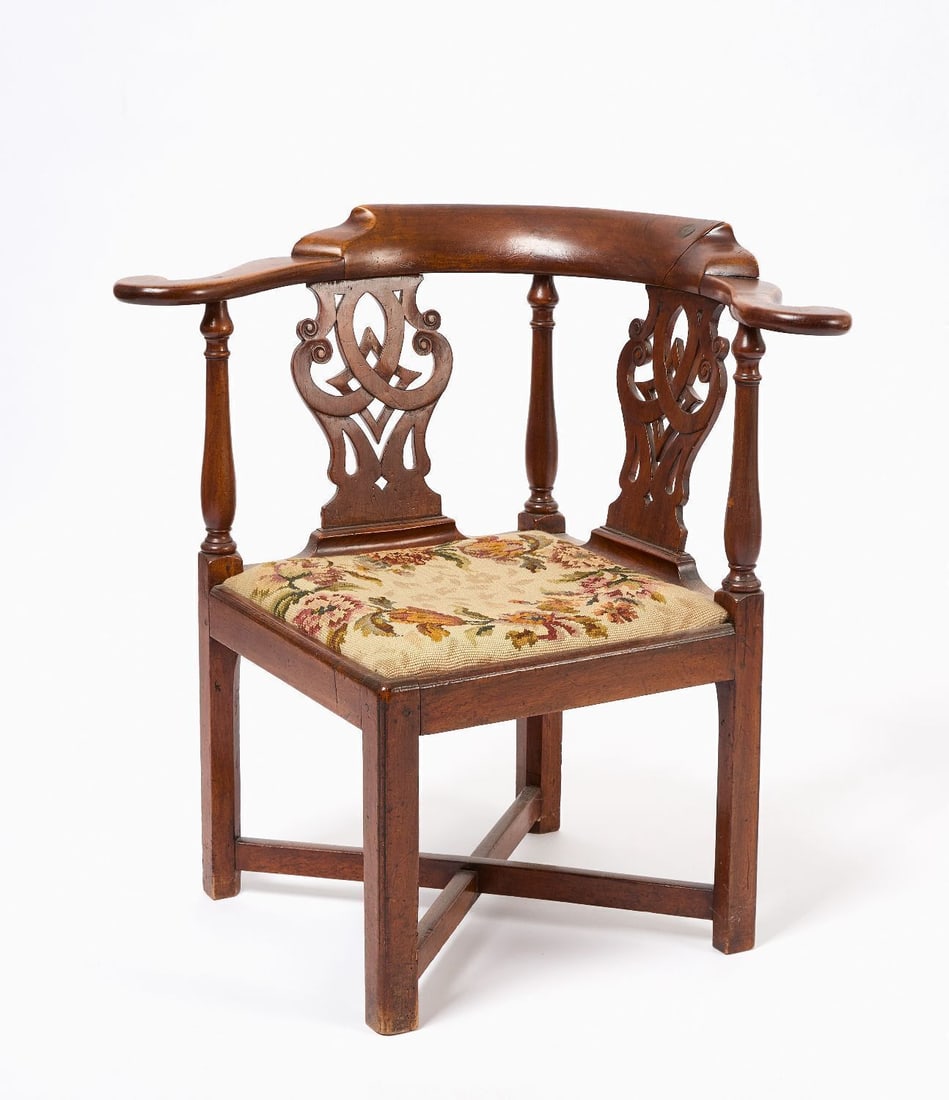 Corner Chair (1 of 4)