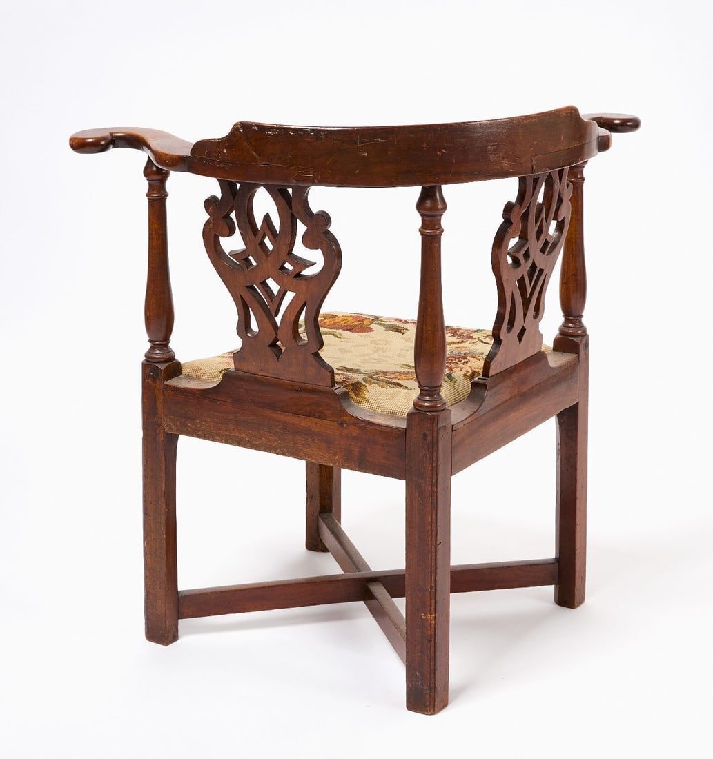 Corner Chair - 3