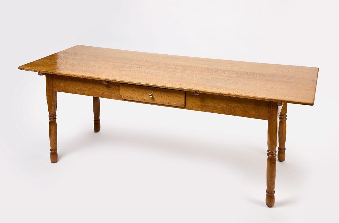 Oak Farmhouse Dining Table (1 of 3)
