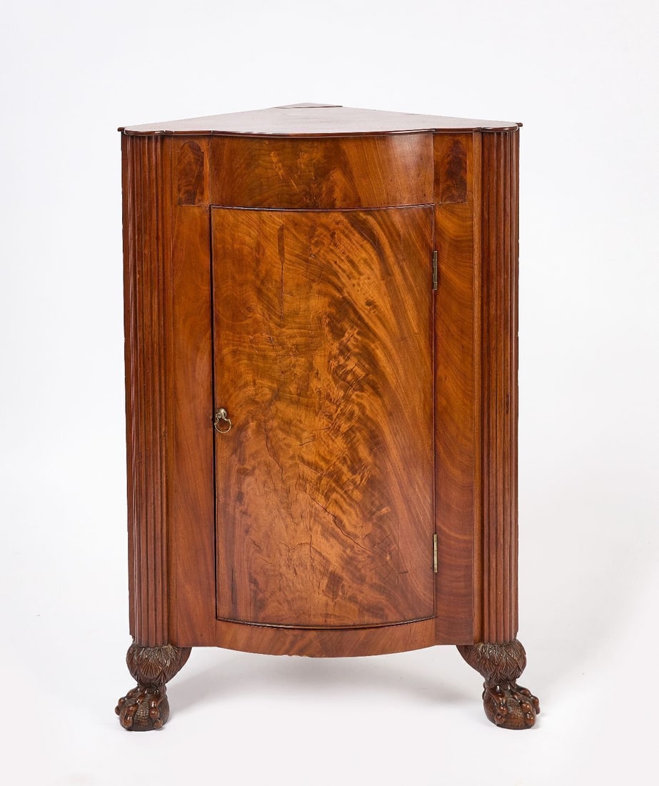 Massachussetts Bow-Front Corner Cabinet (1 of 5)