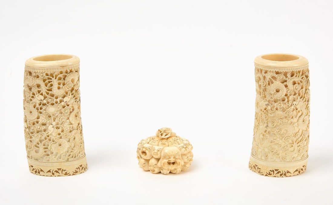 Pair of Japanese Brush Pots and Thousand Faces Box (1 of 4)