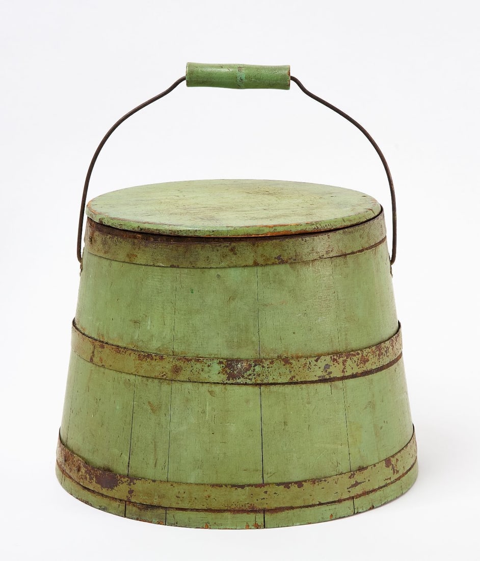 Shaker Bucket in Apple Green Paint (1 of 5)