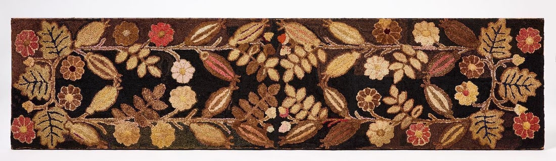Hooked Rug with Flowers (1 of 2)