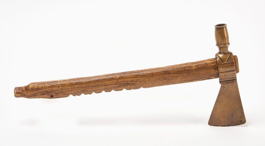 Native American Peace Pipe Tomahawk - 2
