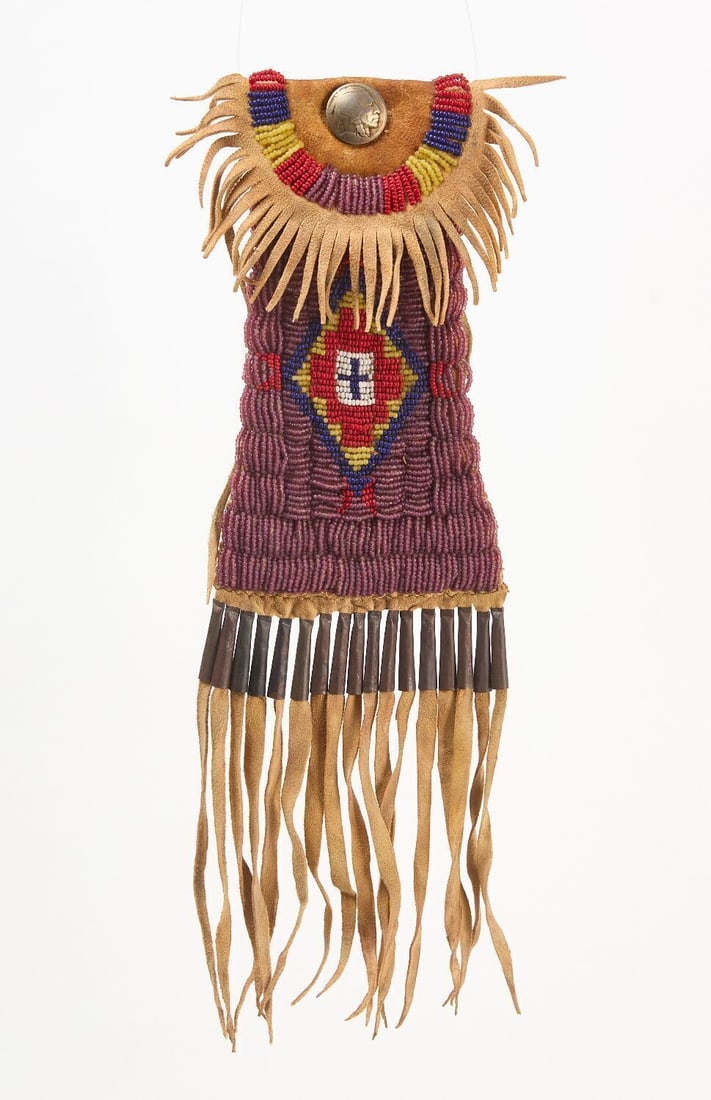 Plains Beaded Hide Strike-a-Lite Bag with Applied Coin (1 of 2)