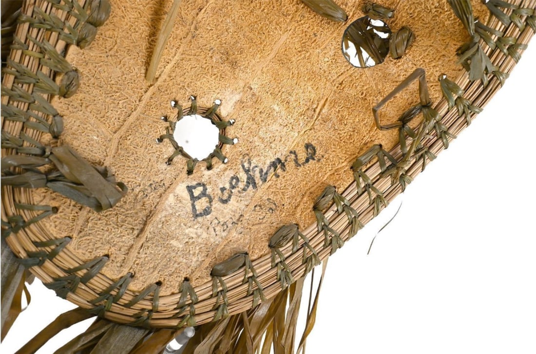 Southwestern Native American Baskets and Signed Navajo Mask - 7