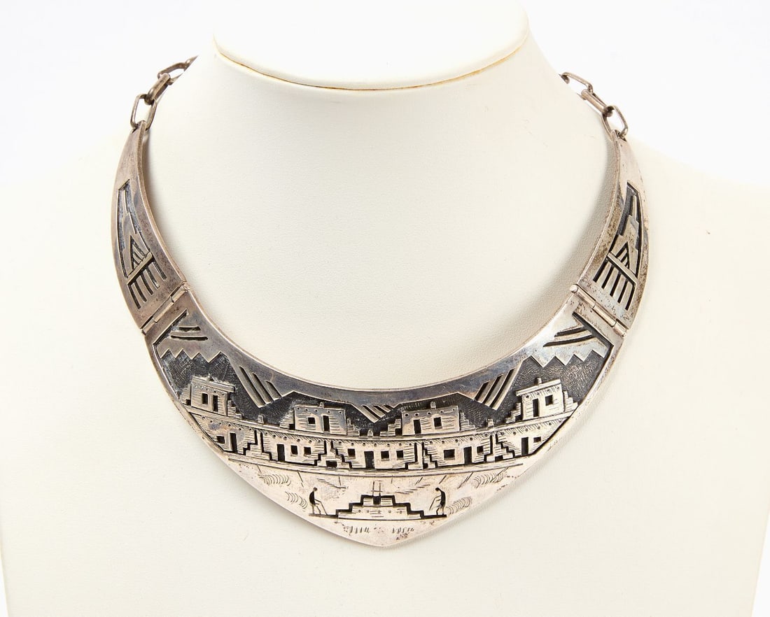 Navajo Sterling Collar Necklace: Navajo collar necklace in the style of Suzie James or other related silver artists. Sterling silver (XRF tested 92.84% silver). Southwestern US, contemporary. L 6 in. W 5-1/2 in. Total Weight: 3.11