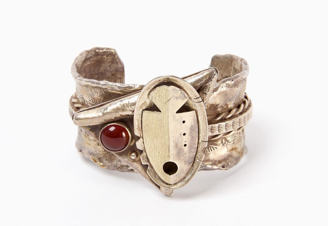 Buddy Lee Modernist Sterling Cuff: Buddy Lee (signed) sterling silver modernist cuff bracelet. Total Weight: 3.42 ozt. Outer W; 2-1/2 in. Inner W: 2-3/8 in.