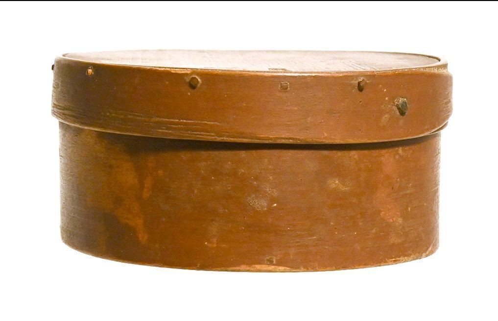 Painted Shaker Box with Opposing Fingers - 5