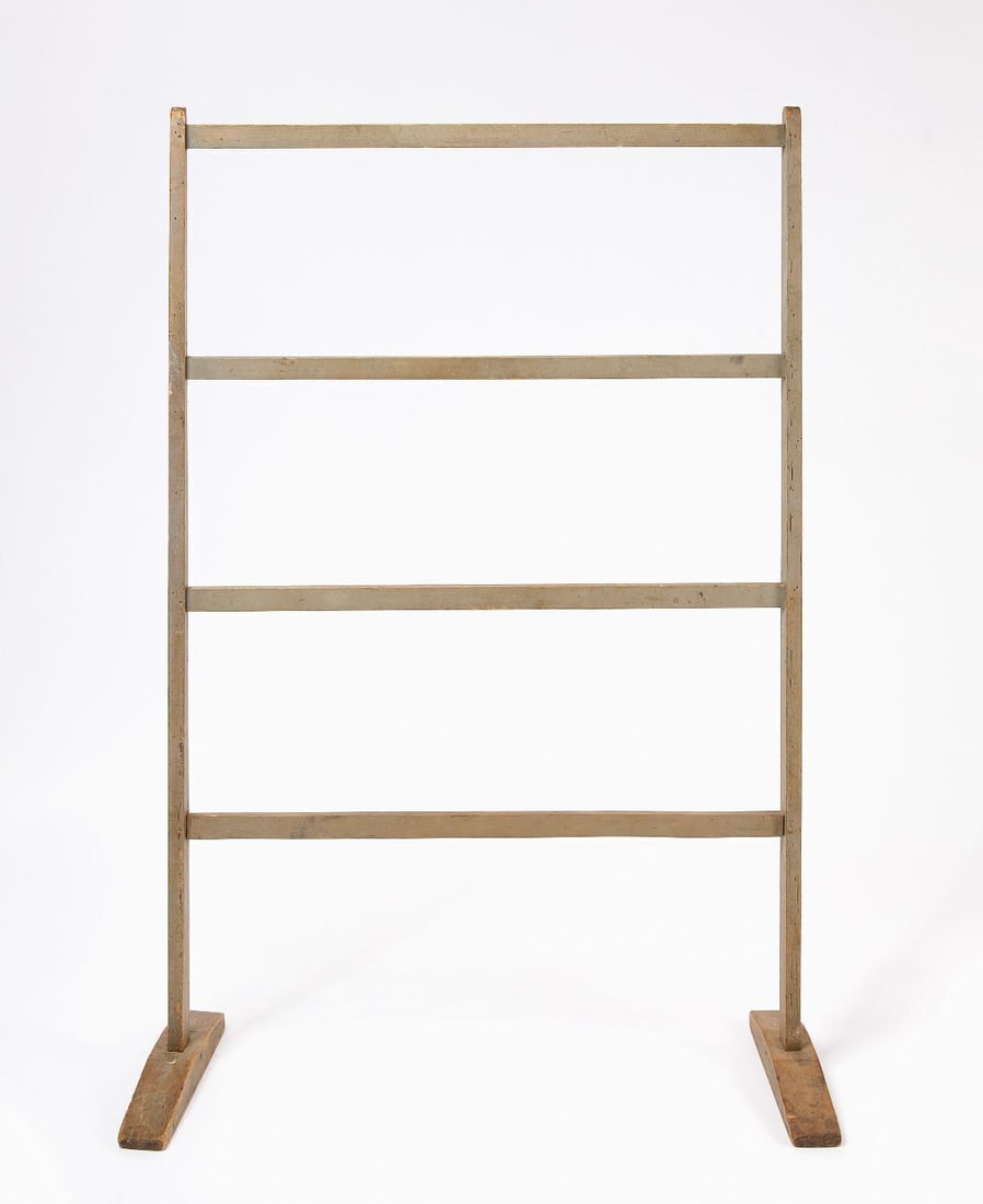 Quilt Rack in Grey Paint - 3