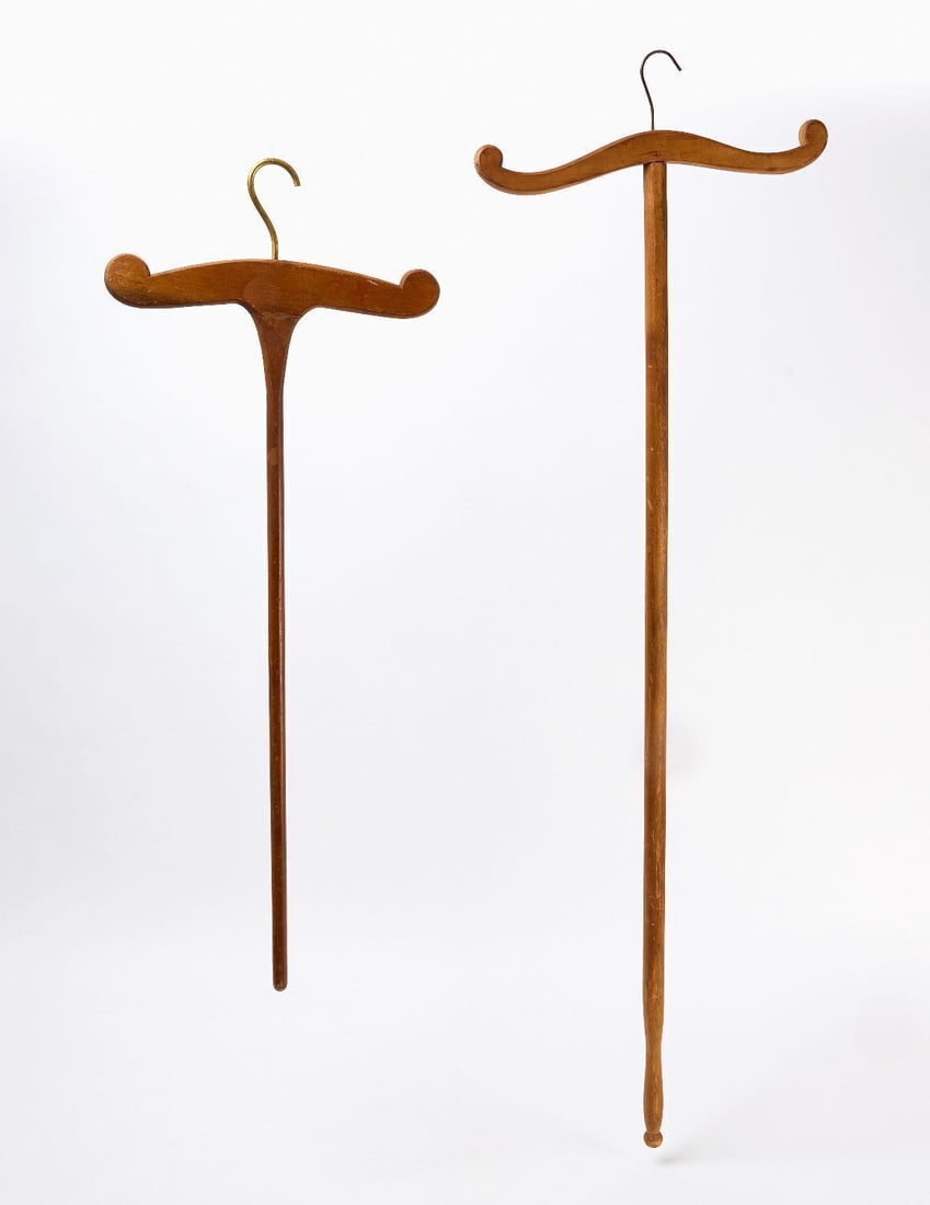 Two Shaker Hetchels and Two Shaker Cloak Hangers (1 of 8)