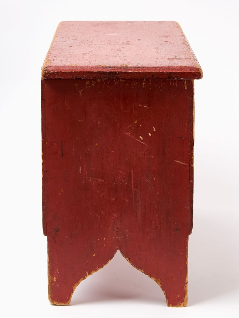 Miniature Blanket Chest in Red Paint - 4
