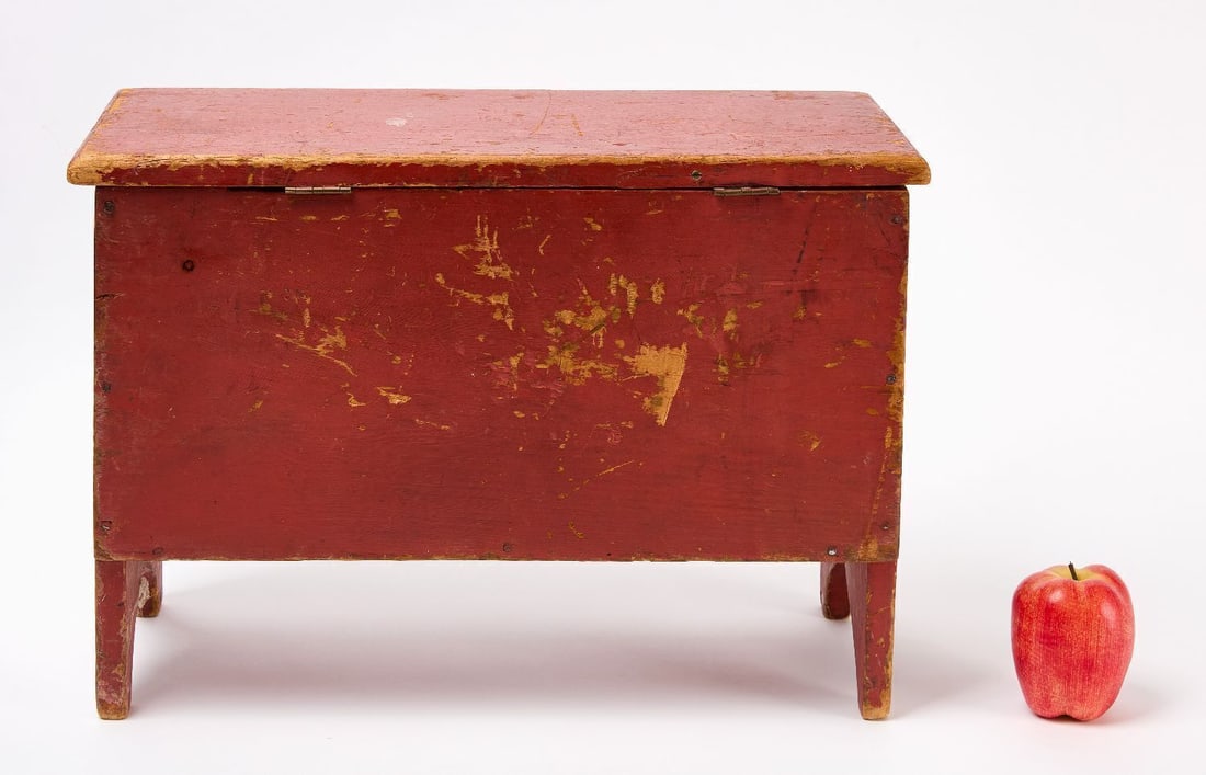 Miniature Blanket Chest in Red Paint - 5