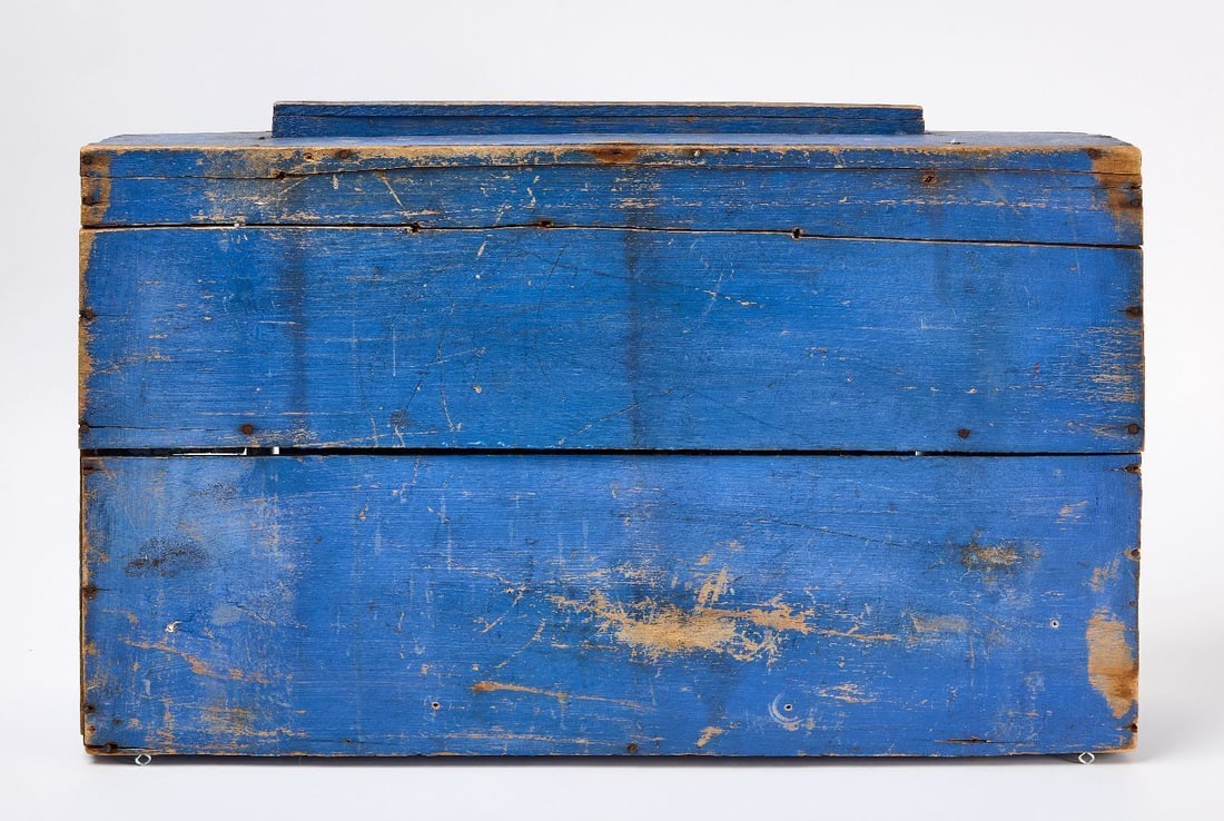 Painted Compartment Box with Checkers - 6
