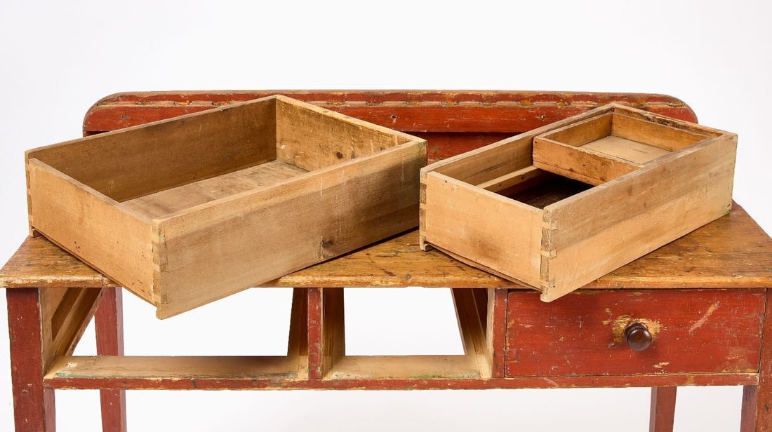 Three-Drawer Country Server in Red Paint - 3