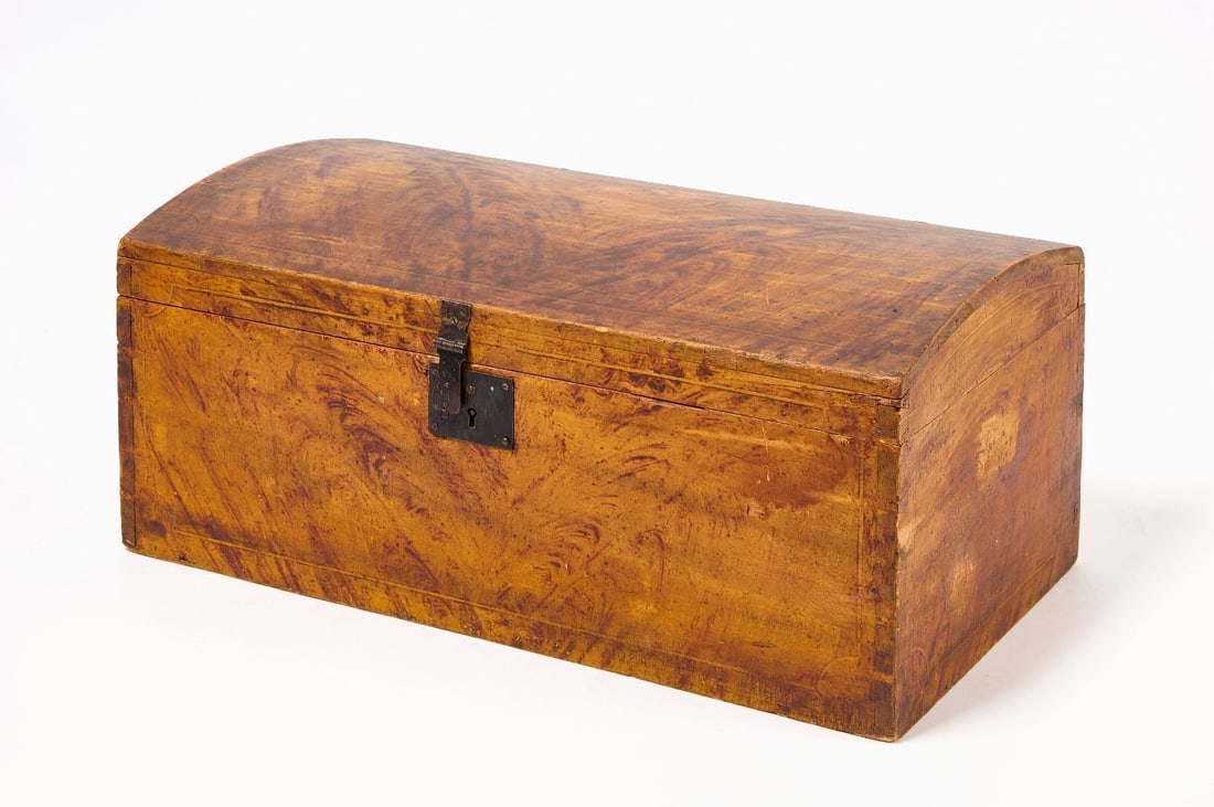Grain Painted Storage Chest (1 of 4)