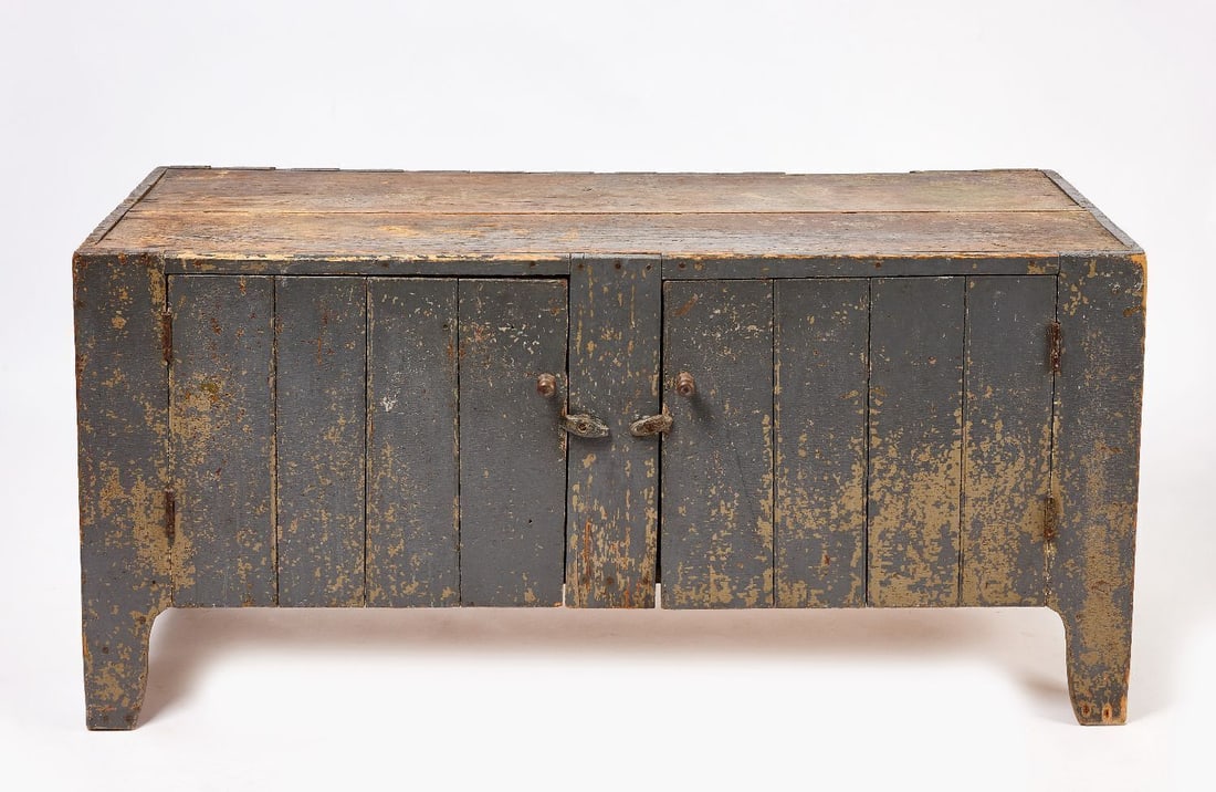 Country Low Cupboard (1 of 5)
