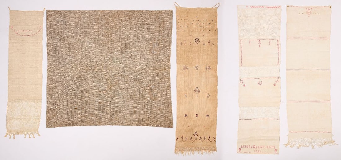 Four Show Towels and Crib Quilt - 2