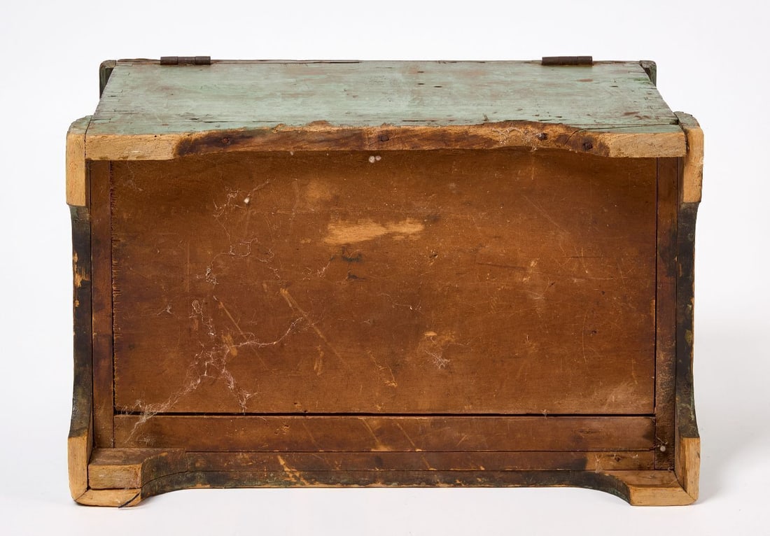 Diminutive Chest in Green Paint - 5