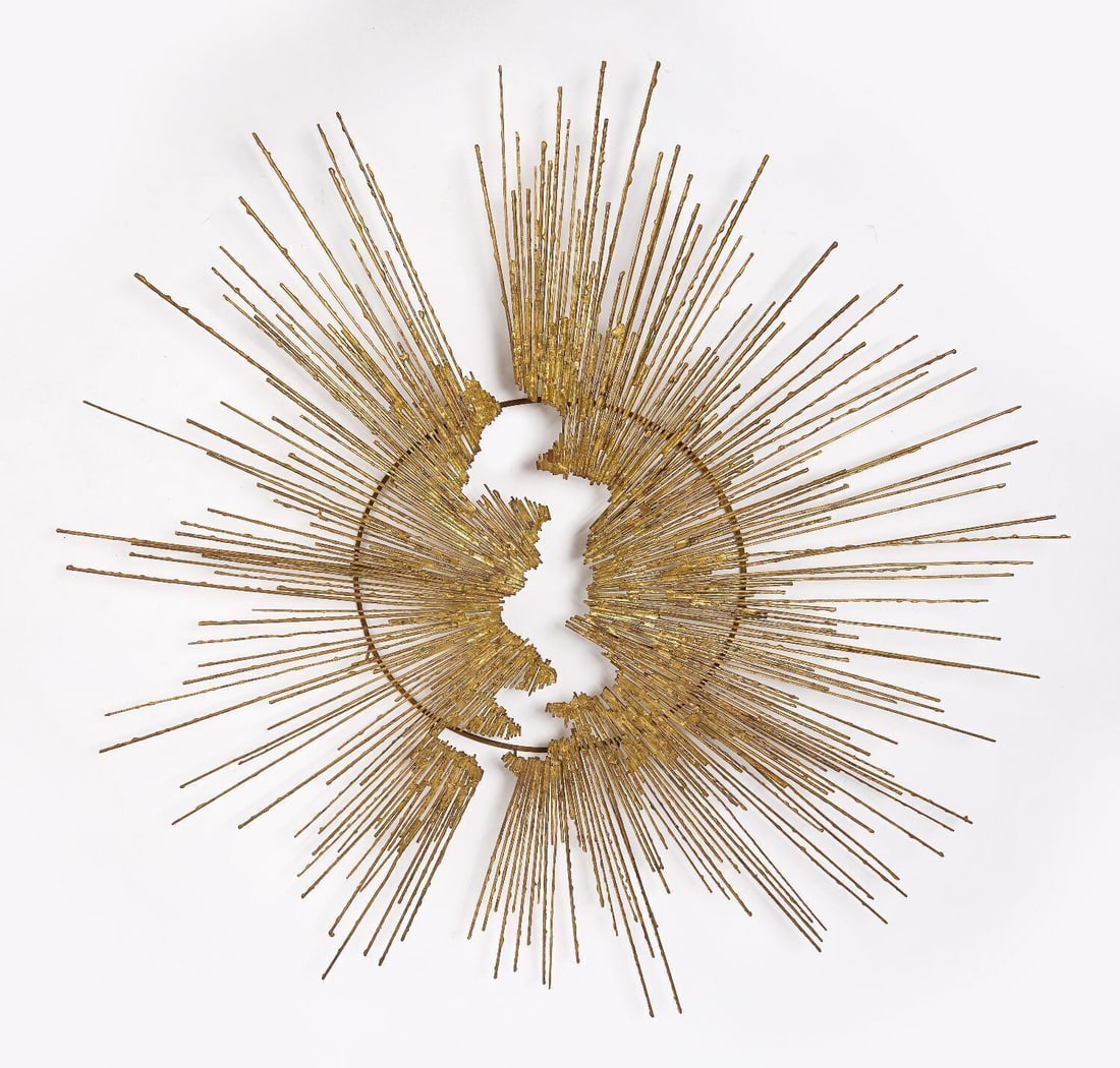 Mid-Century Modern Sunburst Sculpture: MCM sunburst sculpture. Attributed to William Friedle (Greenwich Village/NYC based). Brass construction, circa 1960-70. Dia: 59-1/2 in. Provenance: From a Boston Bank Lobby.
