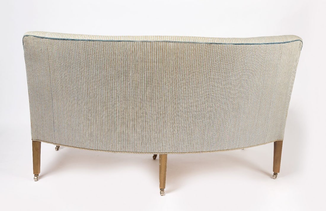 William Yeoward Curve-Back Settee - 3
