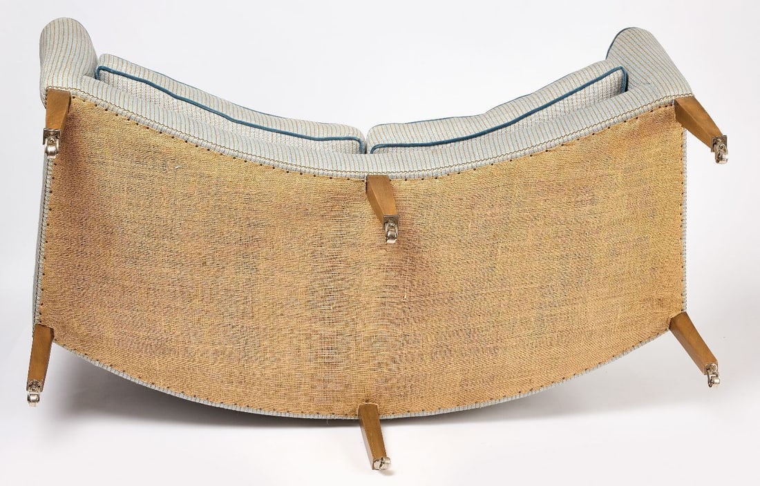 William Yeoward Curve-Back Settee - 4
