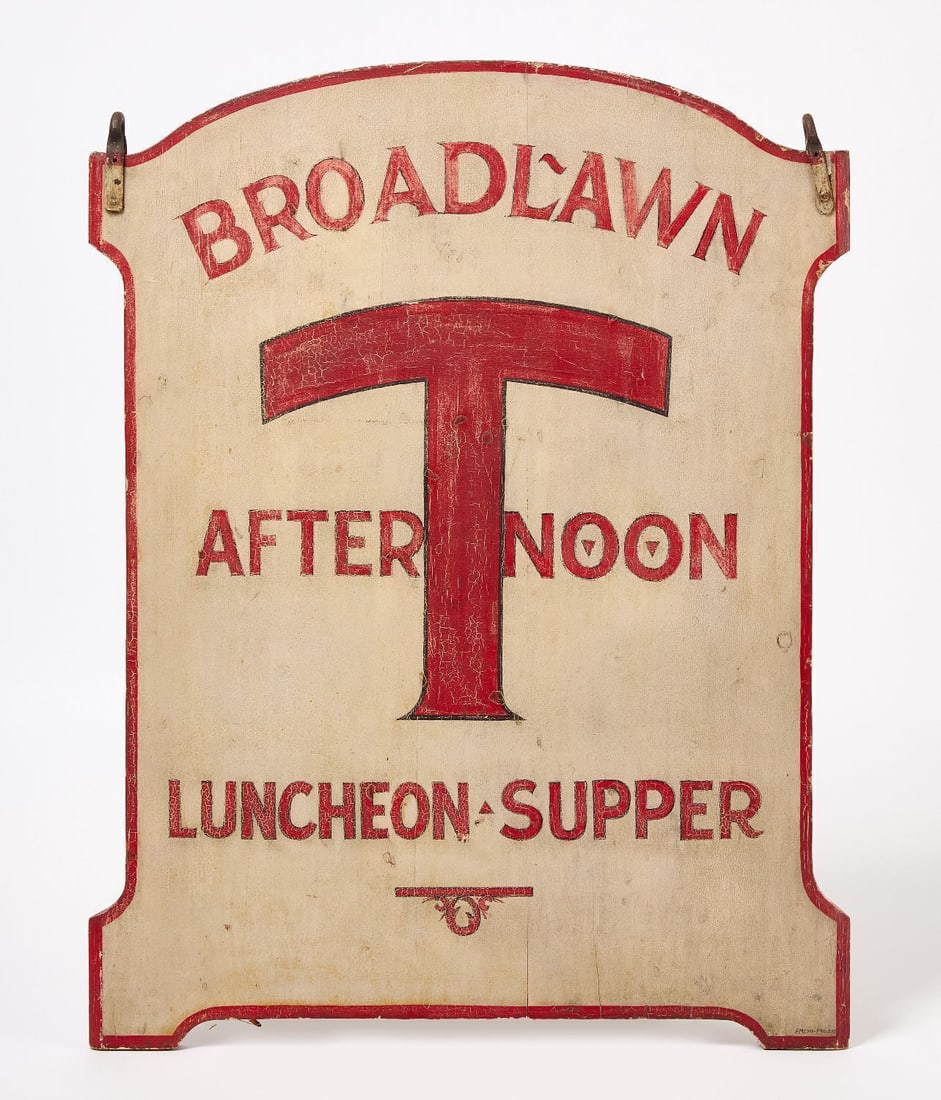Broadlawn Tavern Sign (1 of 3)