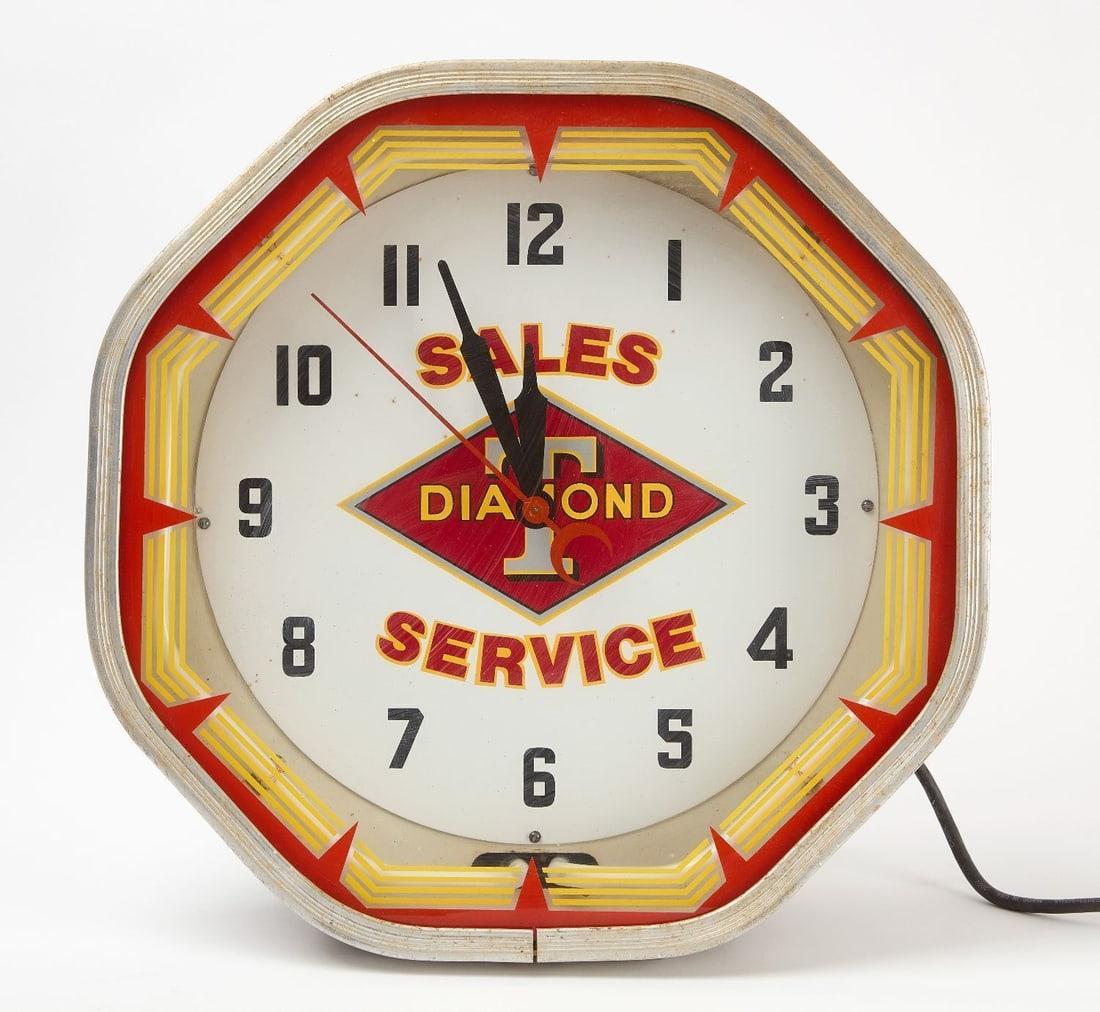Diamond Sales and Service Neon Clock (1 of 3)