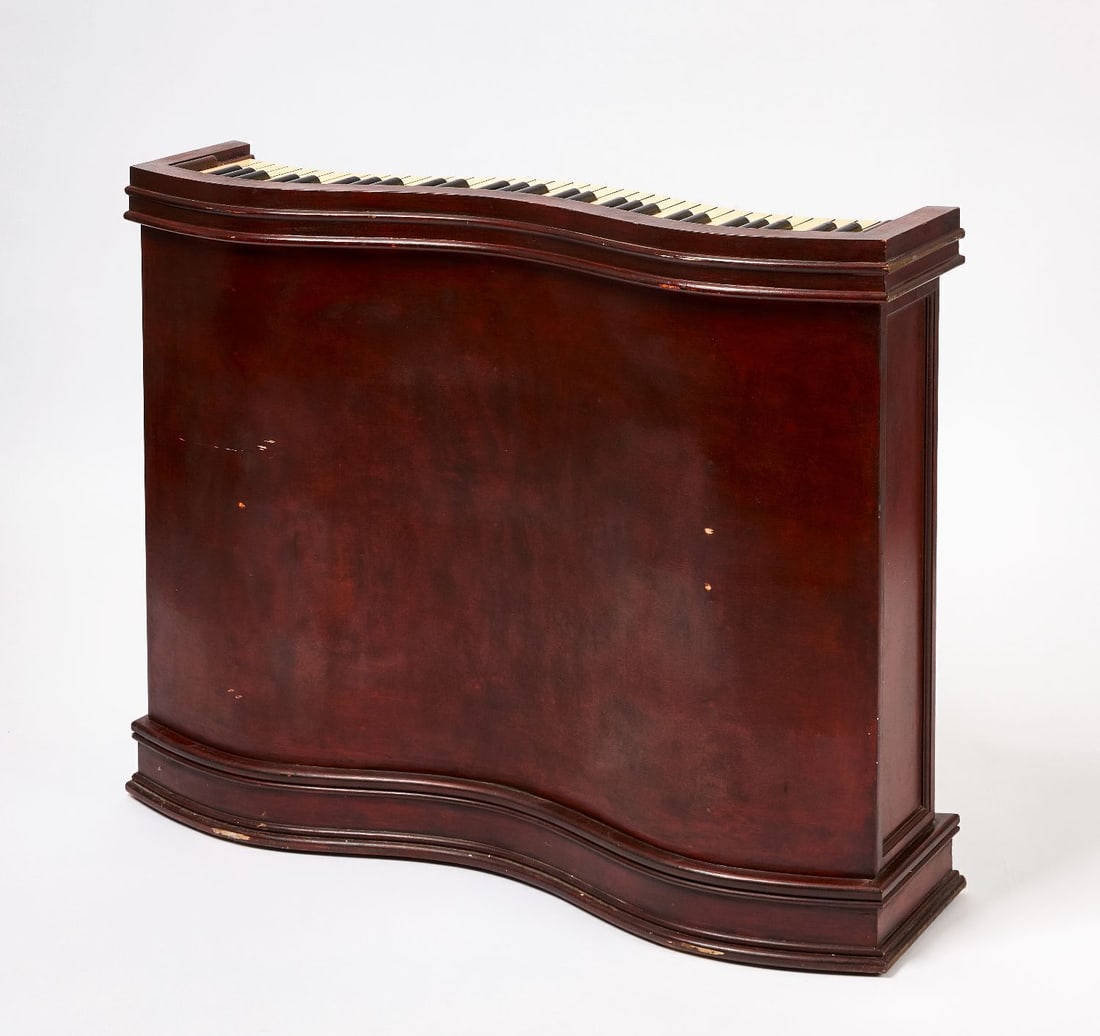 Piano Form Store Display Shelf - 3